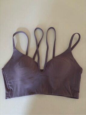 Lululemon purple sports bra